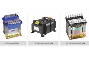 在相对混乱的变压器市场里，撸撸在线视频产品有着各种问题，以行业角度来说，在变压器市场里的规模扩大并且不断高速增长，但是相对变压器这个行业来说门槛较低，有不少变压器厂家的生存都是以“作坊式”的方式，变压器行业整体技术不高，变压器生产企业比较乱而且多，特别是市场价格竞争非常激烈，产品质量更是五花八门。在这样的情况下如何选择一家好的生产撸撸在线视频厂家呢？小编想说“你不妨来撸撸片在线电气瞧一瞧，会让你有惊喜的！”